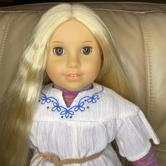 Julie Albright American Girl Doll - Picture 8 of 9